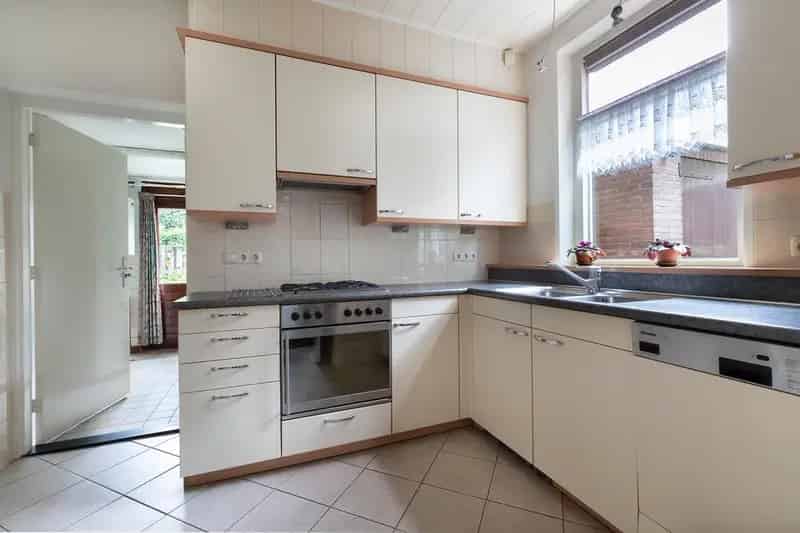 Vrijstaande woning Zevenbergen 6 kamers garage tuin