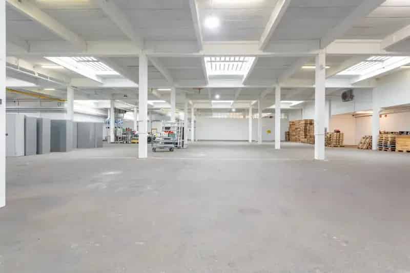 Bedrijfshal te huur Amsterdam Sloterdijk 3049m²