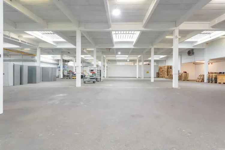 Bedrijfshal te huur Amsterdam Sloterdijk 3049m²