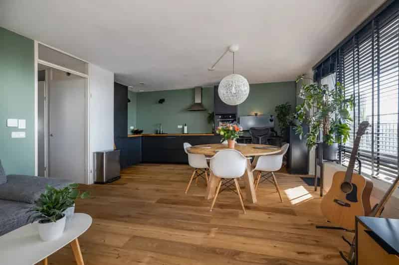 Appartement Rotterdam 70m2 3-kamer Maas uitzicht Balkon