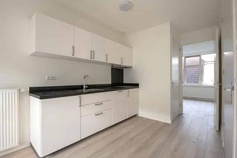 3 Kamer Appartement Rotterdam Carnisse 53m2 gerenoveerd