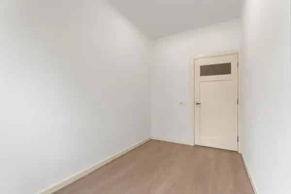 Te Huur: Ruim 3 Slaapkamer Appartement Amsterdam Zuid Apollolaan