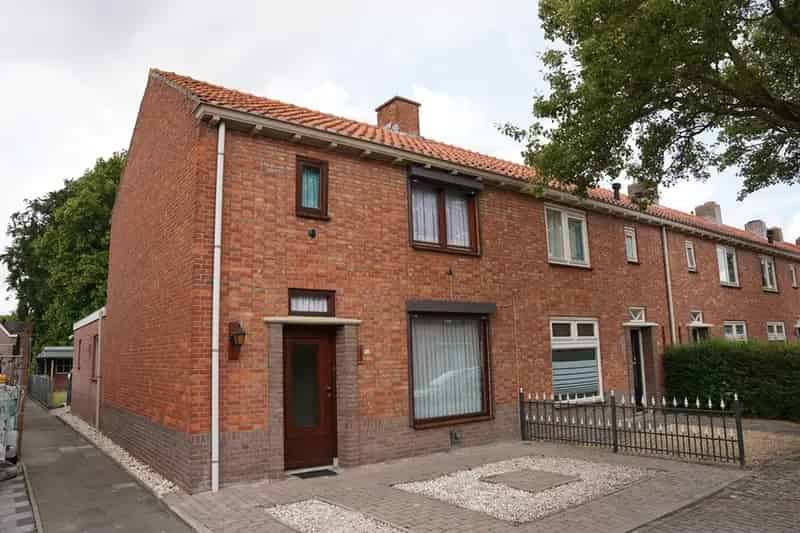 Te Koop: Charmante woning in Eede met serre en tuin