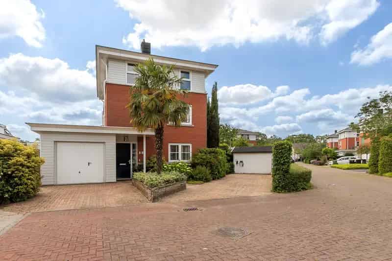 Vrijstaande Villa Dubbeldam 4 slaapkamers Ruime Tuin Hot Tub