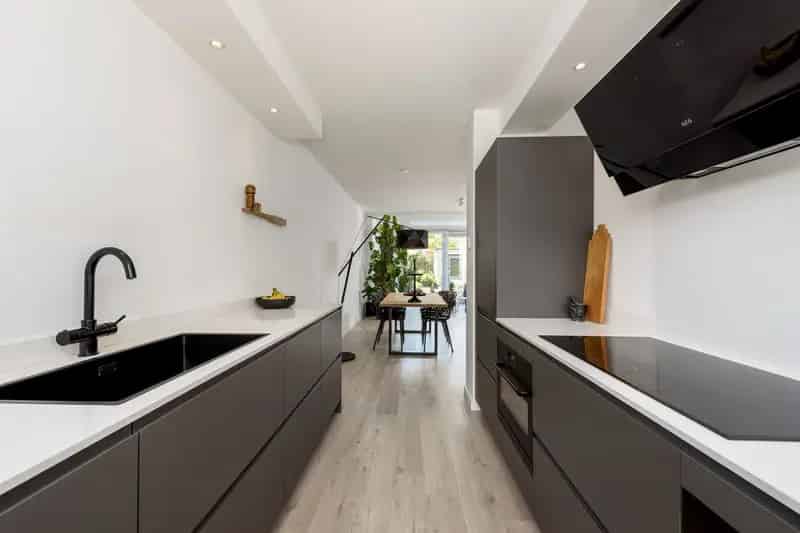 Moderne Tussenwoning Stripheldenbuurt Almere