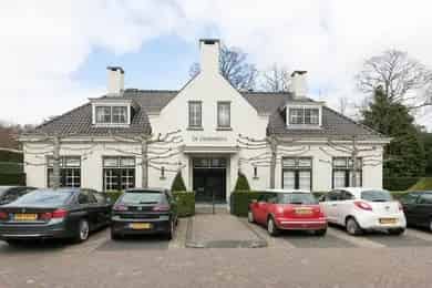 74 m2 Kantoorruimte te Huur Laren - Luxe Villa