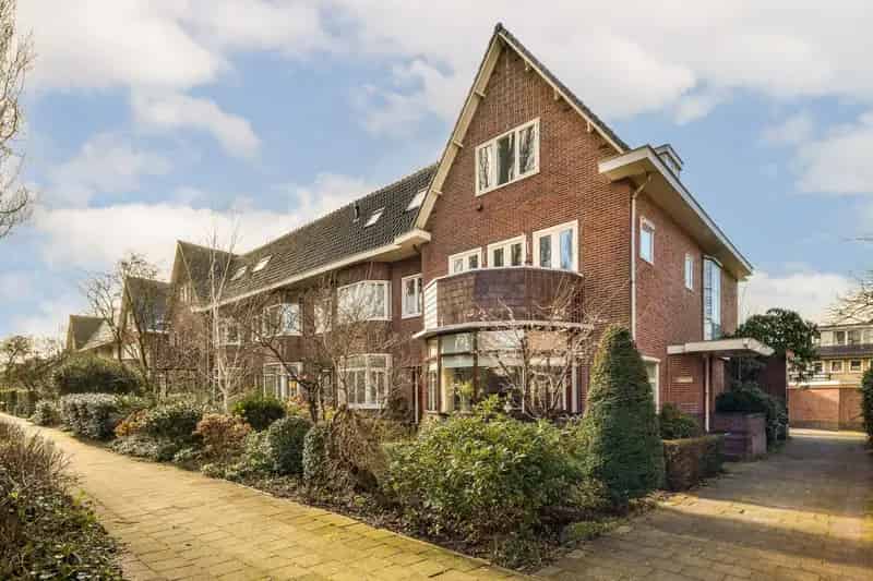 Huis te koop Amstelveen Elsrijk: 5 slaapkamers, 203m2, tuin, garage