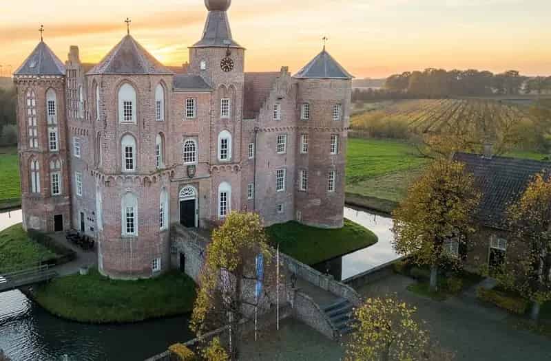 Kantoorruimte Kasteel Croy Aarle Rixtel 738m2
