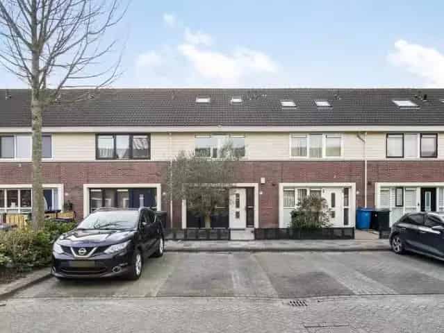 Moderne Tussenwoning Almere Literatuurwijk 4 slaapkamers