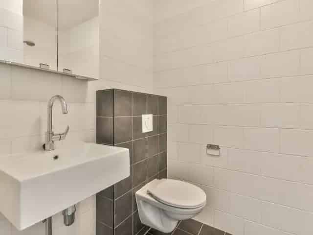 Studio te Huur Waldorpstraat Den Haag