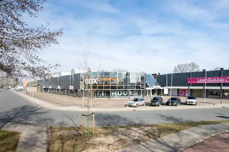 Showroom Winkelruimte 1145m2 Harderwijk te Huur