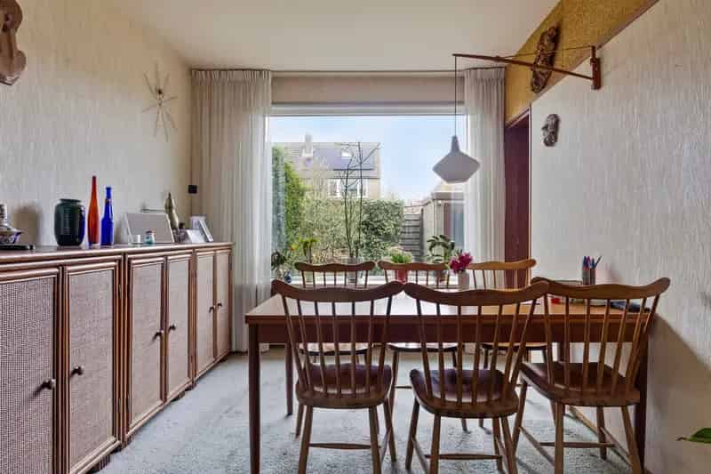 Tussenwoning Geervliet 4 slaapkamers garage HR++ beglazing