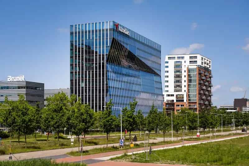 Kantoorruimte Amsterdam David Ricardostraat: Modern Gebouw 13688m²