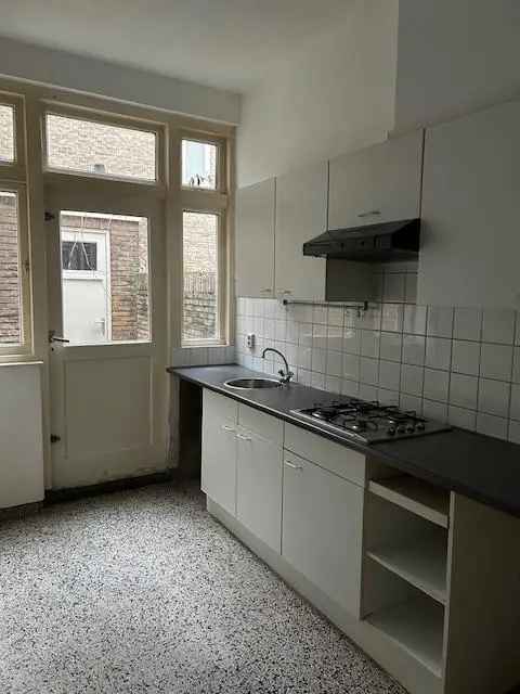 Royaal beganegrond appartement nabij centrum