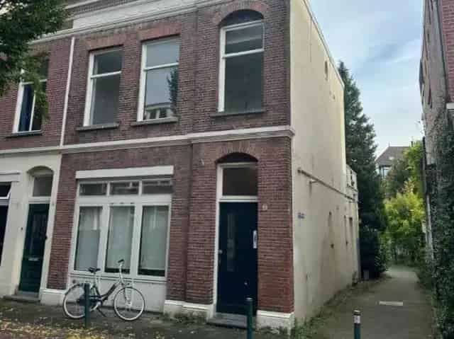 Studentenkamer Breda Roy van Zuidewijnlaan