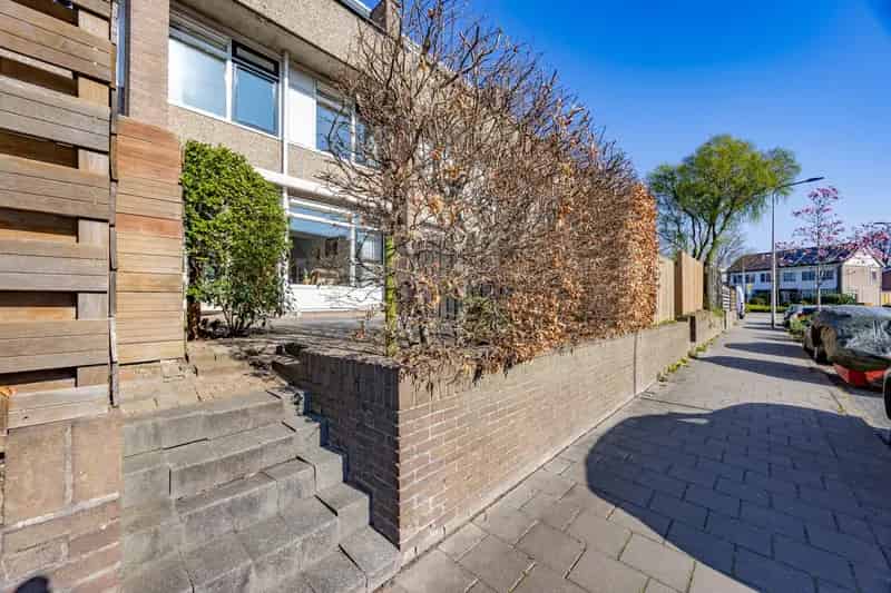 4 Kamer Maisonnette Wateringen - 107m2 - Tuin - Parkeerplaats