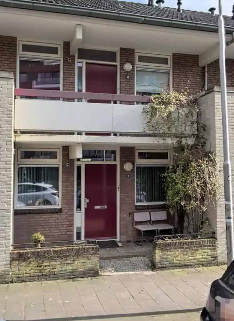 Begane Grond Woning Twee Slaapkamers Tuin Winkels Nabij