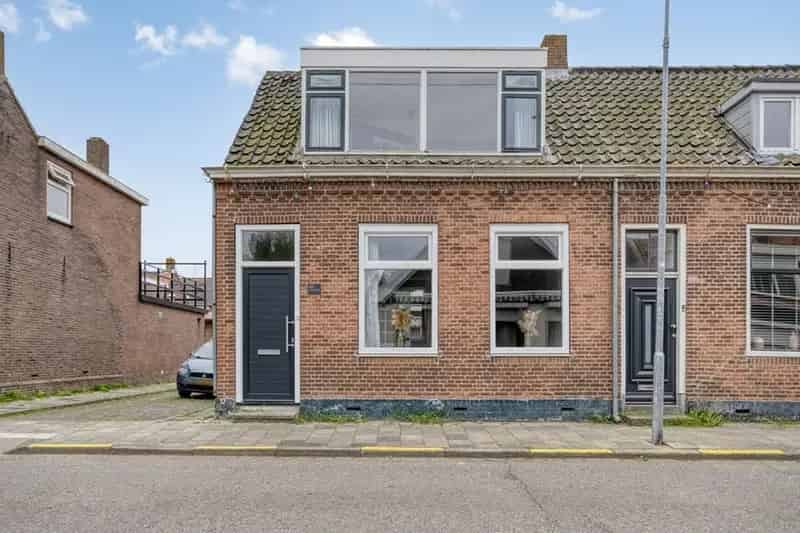 Hoekwoning Arnemuiden Garage Tuin 3 slaapkamers