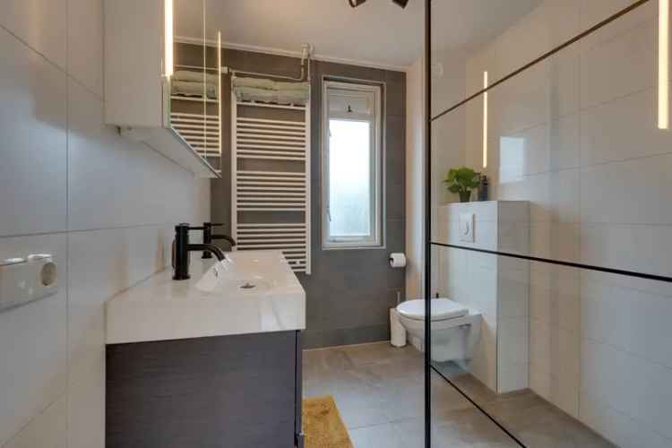 Huis te koop Monnickendam 4 slaapkamers luxe keuken