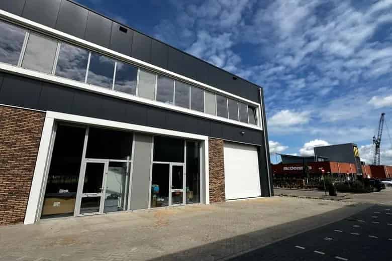Bedrijfsruimte te huur Zoetermeer 373m2 Oosterhage