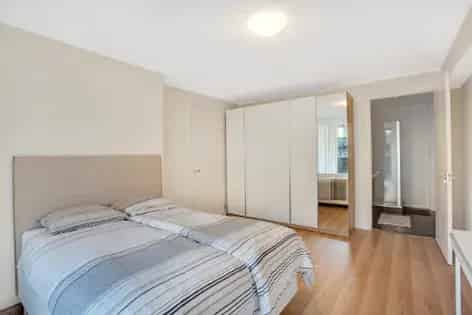 2 Kamer Appartement 70m2 Amsterdam Zuid Gemeubileerd Canal View