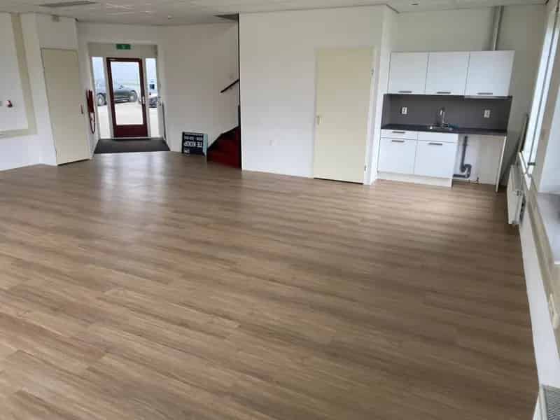 Multifunctioneel Bedrijfspand 162m² Kantoor Showroom Opslag