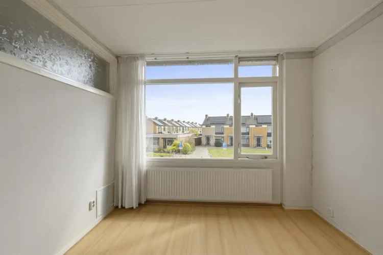 Ruime eengezinswoning met serre 4 slaapkamers Den Helder