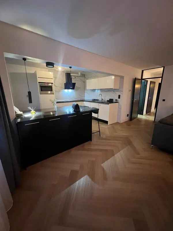 Appartement Zuidplein Rotterdam te huur