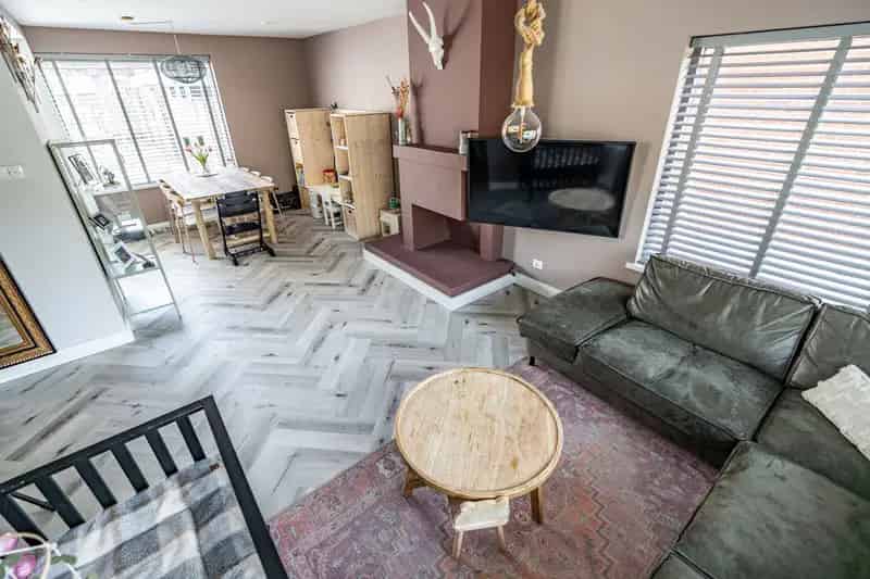 Ruime Hoekwoning Zoeterwoude-Dorp Garage Tuin