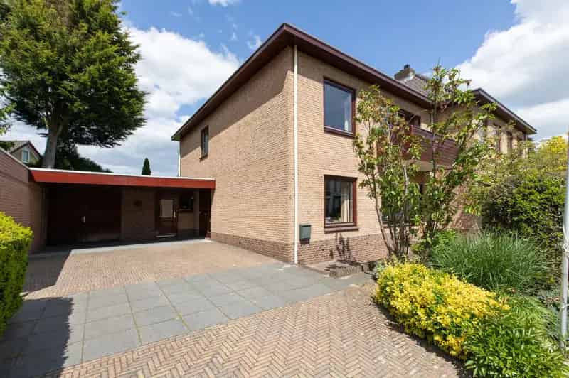 Royale woning te Velp: 250m², 4 slaapkamers, souterrain, tuin