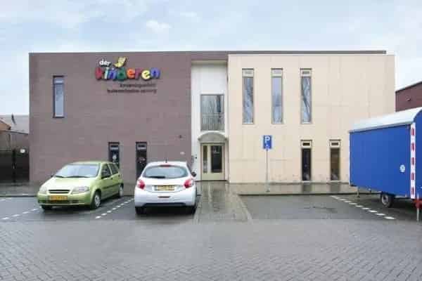 Kantoorpand 713m² Almere Buiten Ruime Speelruimte Moderne Uitvoering