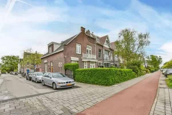 Ruime Hoekwoning Haarlem 4 Slaapkamers Gerenoveerd 2018
