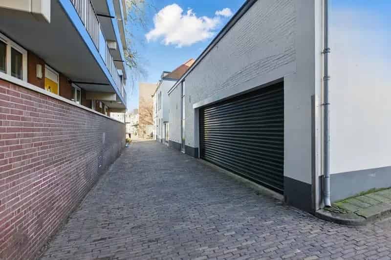 Bedrijfshal Arnhem Centrum te Koop