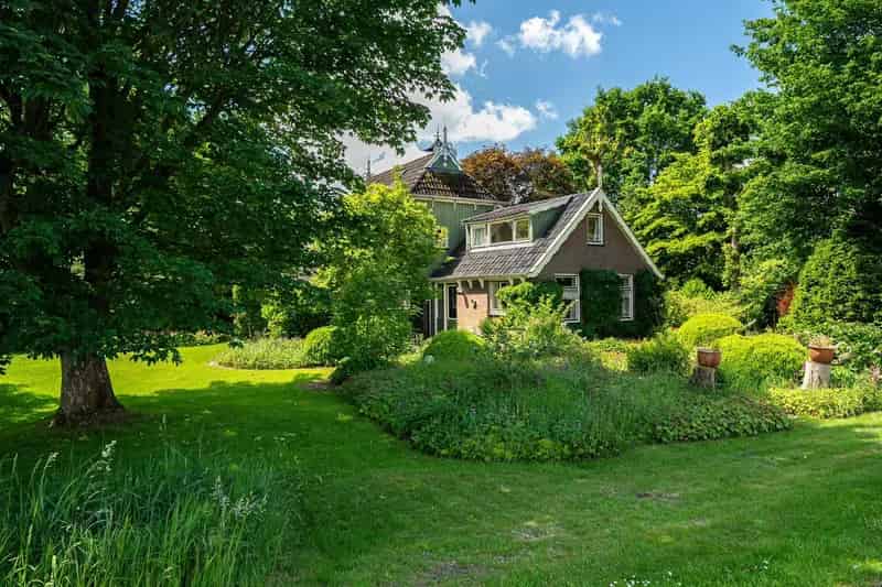 Huis Te Koop , 1, Kanaalsweg, Gersloot, Fryslân