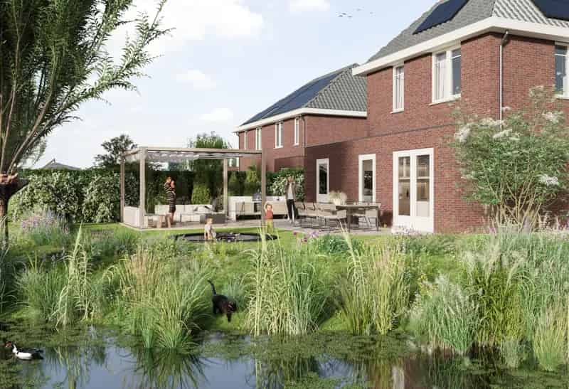 Vrijstaande Laanwoning 589m² Aan Het Water Strijen