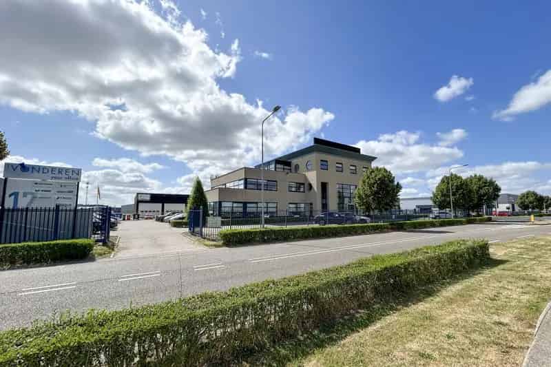 Kantoorruimte te huur Echt A2 A73 465m²