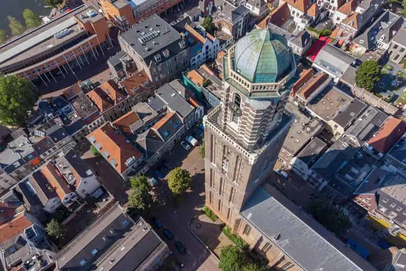 Bedrijfshal Zwolle te Koop: Kantoor Winkel Appartement Studentenwoningen