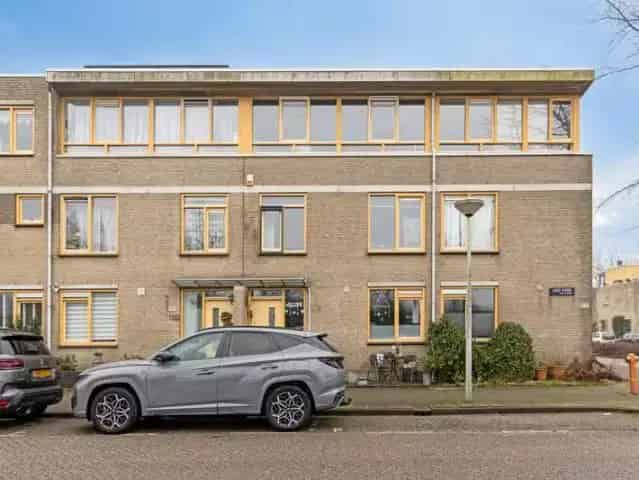 Ruime woning Amsterdam 6 slaapkamers Tuin Dakterras Energielabel B