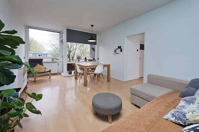 3 Slaapkamers Appartement Amsterdam Nieuw West Ruim Terras Berging