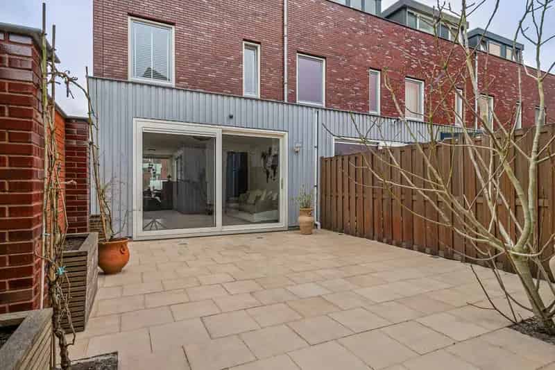 Amsterdam Nieuw-West: Ruime 4 Slaapkamers Eengezinswoning 130m²  Energielabel A
