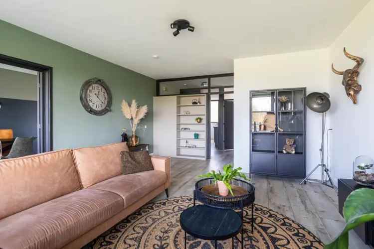 3 Kamer Appartement Delft Voorhof Zonnig Balkon