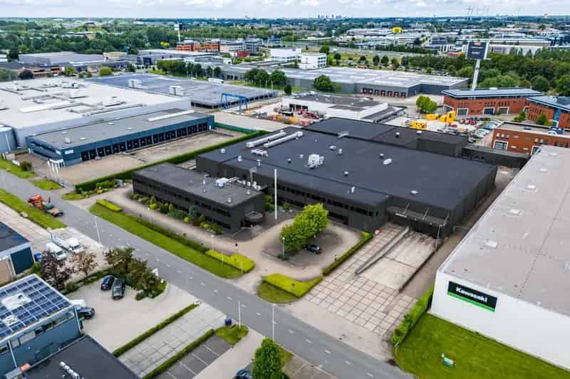 Bedrijfshal Vianen 3619m2 te Huur