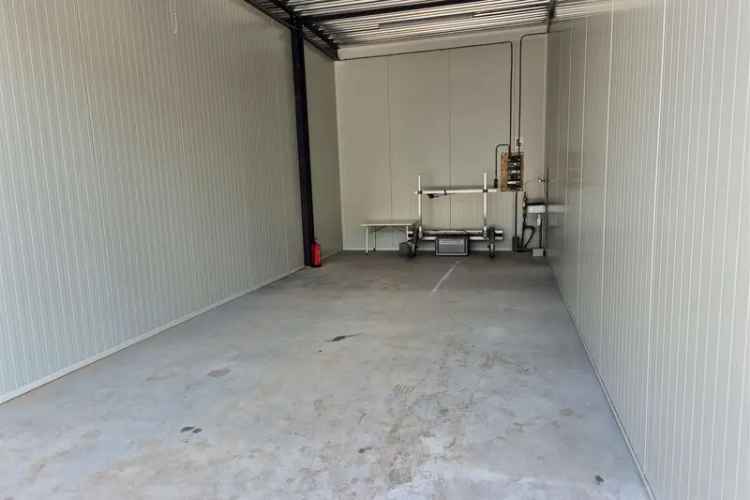 Garagebox Biddinghuizen | Zoek garageboxen te koop: Oogstweg 11-B19 8256 SB Biddinghuizen [funda in business]