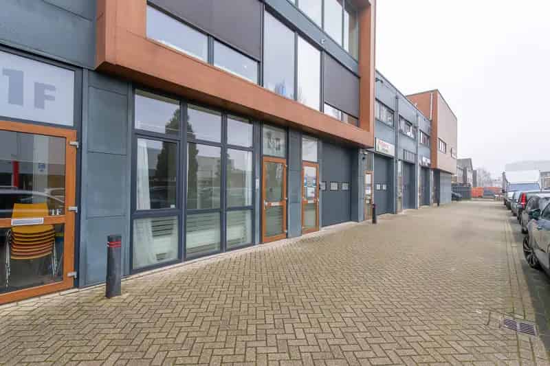 Kantoorruimte te huur Zaandam 65m2 Luxe Begane Grond
