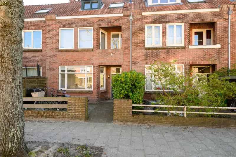 3 Kamer Benedenwoning Leiden Vogelwijk Gerenoveerd