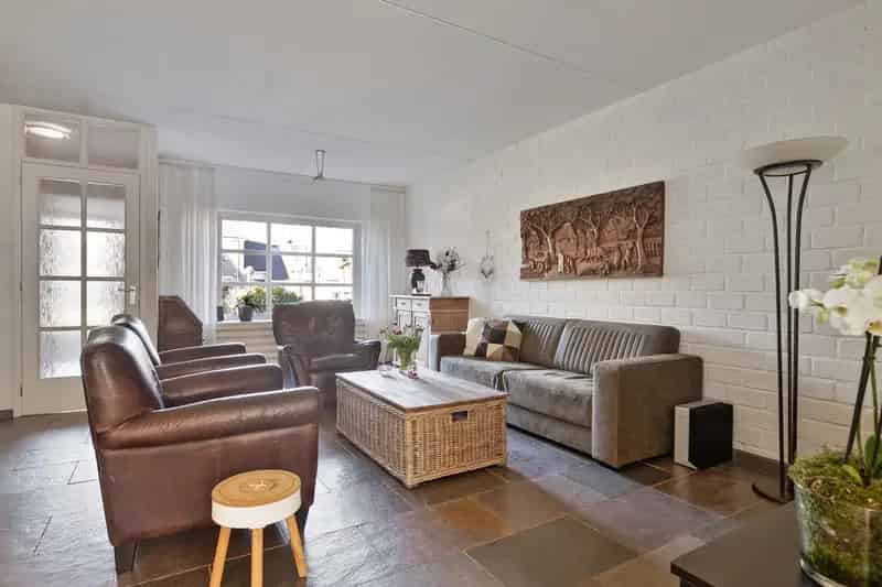 Ruime Tussenwoning Emmeloord-West 5 Slaapkamers Energielabel A