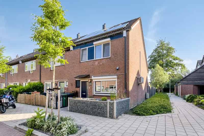 5-kamer Eengezinswoning Zoetermeer  Energiezuinig  Tuin Berging