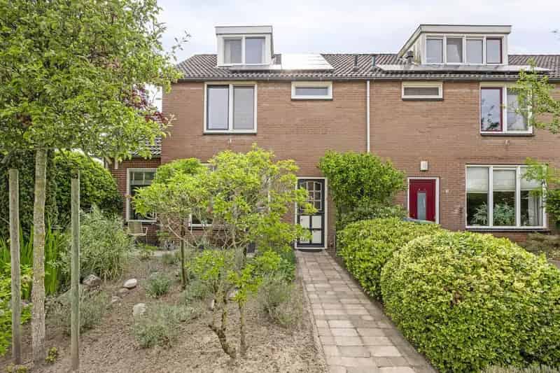 Ruime Hoekwoning 5 Slaapkamers Garage Zonnepanelen Amersfoort