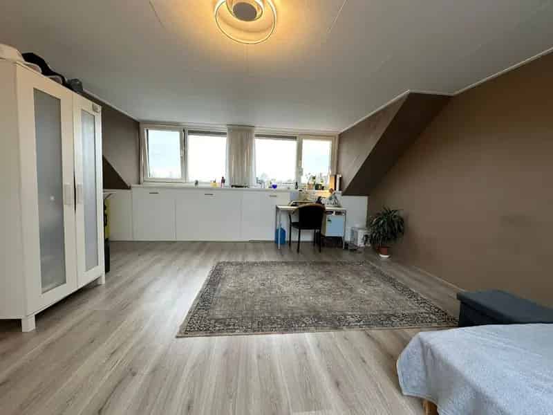 Grote Kamer 25m2 Lelystad 4-5 Maanden Vegetarisch