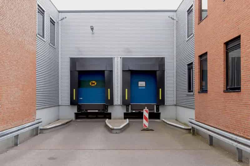 Bedrijfshal Schiphol-Rijk te huur 800-1600m2